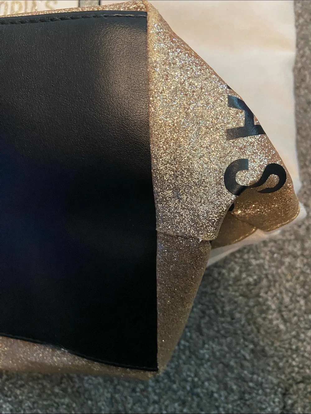 NWT VS Tote with Gold Glitter Trim. Has been in storage for years!🤯